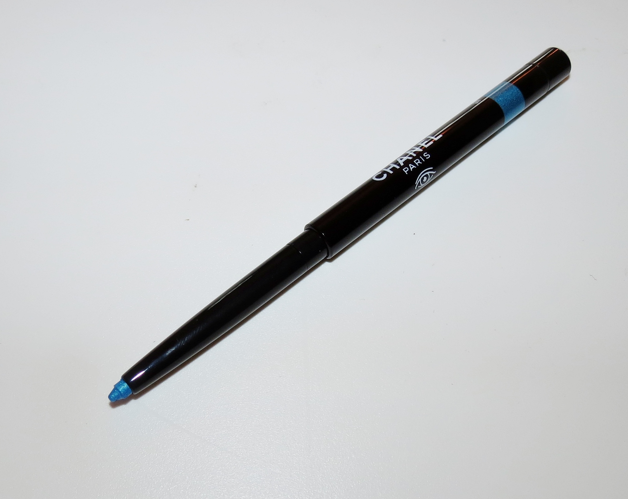 Chanel TRUE BLUE 57 Stylo Yeux Waterproof Long-Lasting Eyeliner Swatches,  Review & EOTD – L'Ete Papillon de Chanel Collection for Summer 2013 -  Blushing Noir