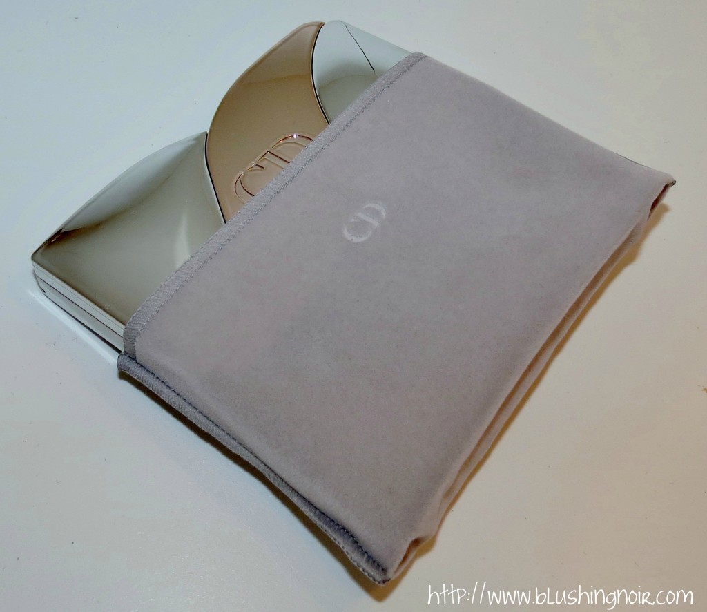 Dior Trianon 001 FAVORITE Makeup Palette velvet pouch