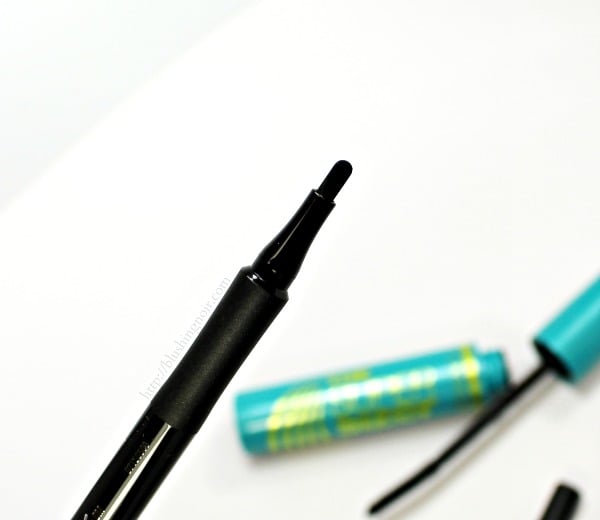 COVERGIRL Intensify Me! Liquid Liner Swatches Review