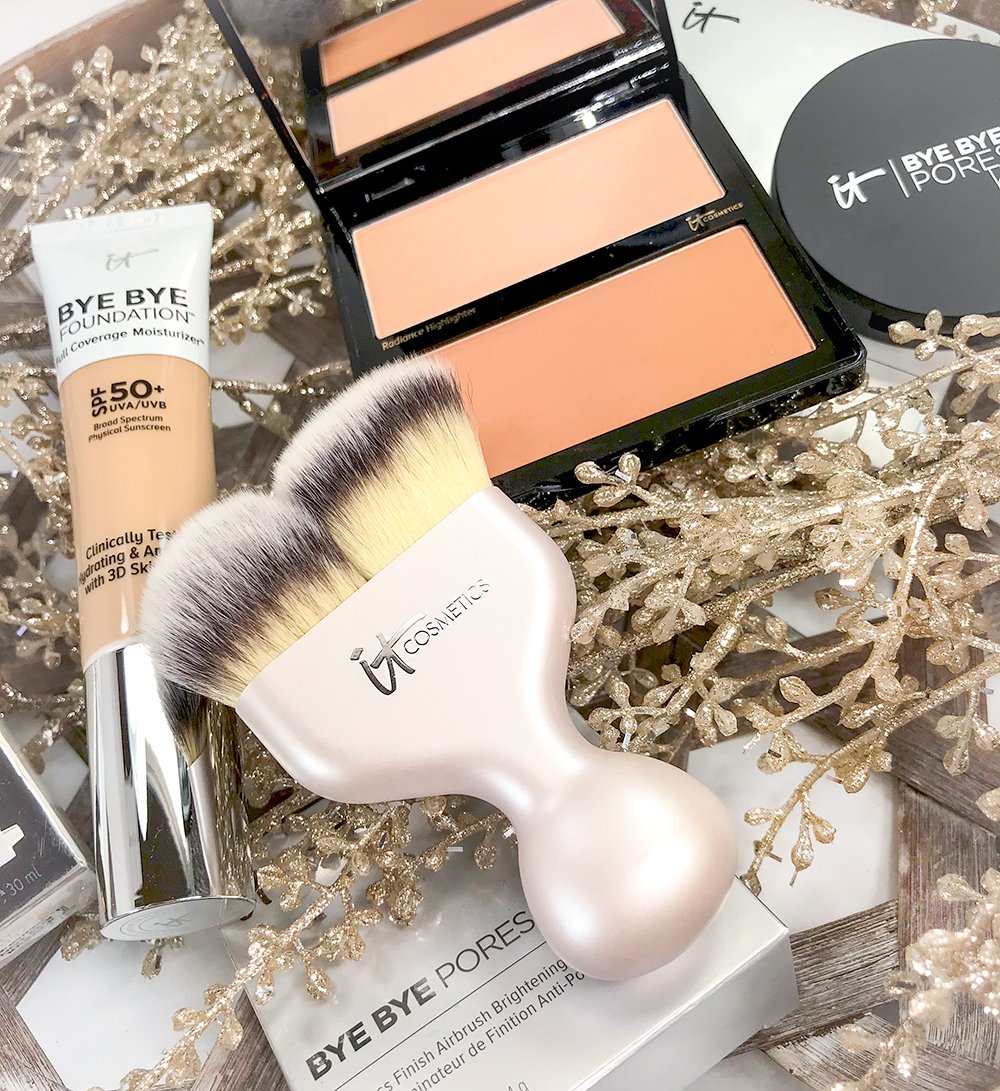 It Cosmetics Holiday Gift Guide 2019  The Feminine Files